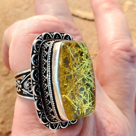 New Huge Gold Rutilated Quartz 925 Silver Ring. - Picture 8 of 12